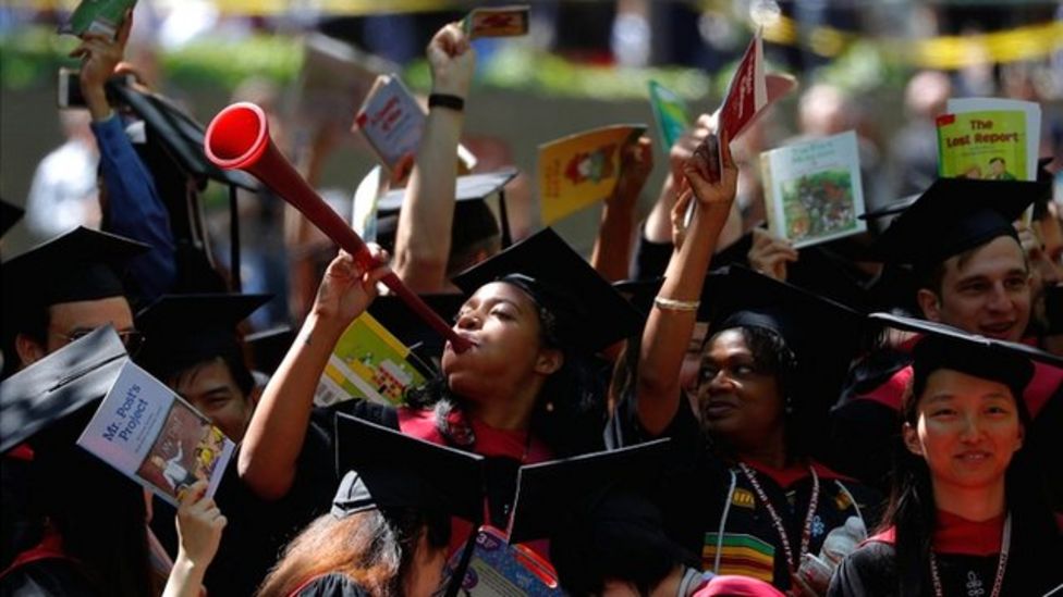 10 Things About Harvard Graduates Liberals Virgins And Iphones Bbc News