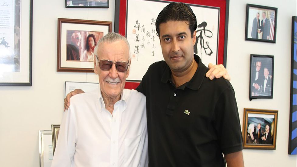 Stan Lee with Sharad Devarajan, one of the creators of the Indian Spider-Man