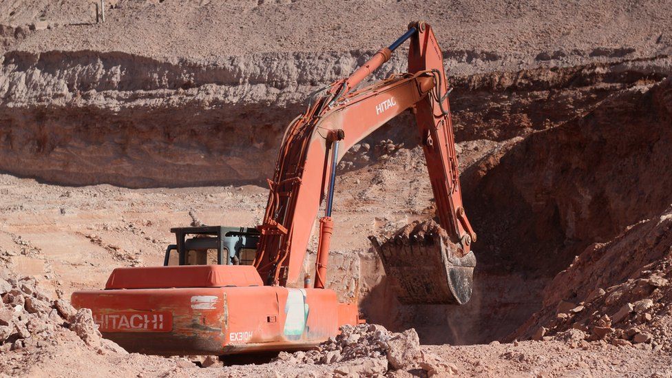 A digger in Coober Pedy