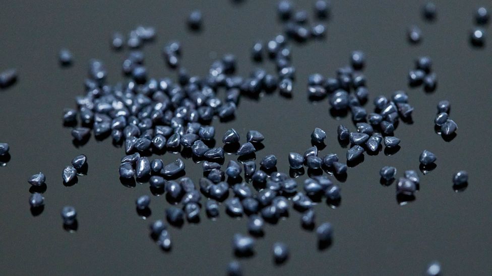 Polyester pellets