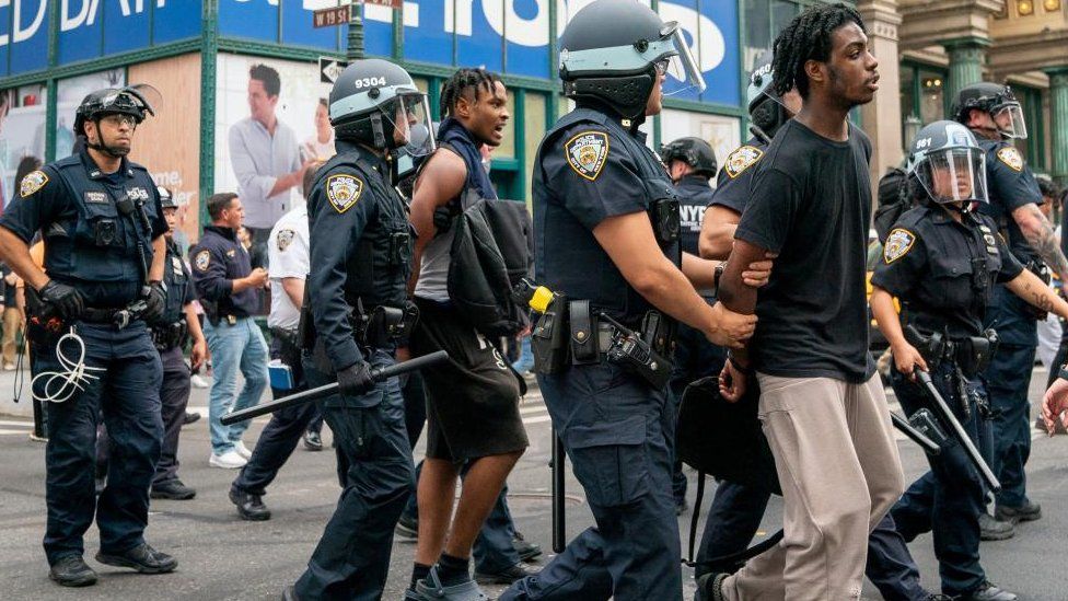 Chaos at Union Square on 4 August 2023