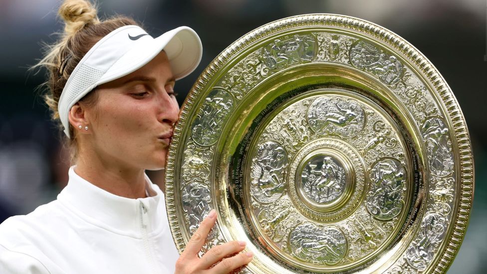 Wimbledon 2025 Who won at this year's competition? BBC Newsround