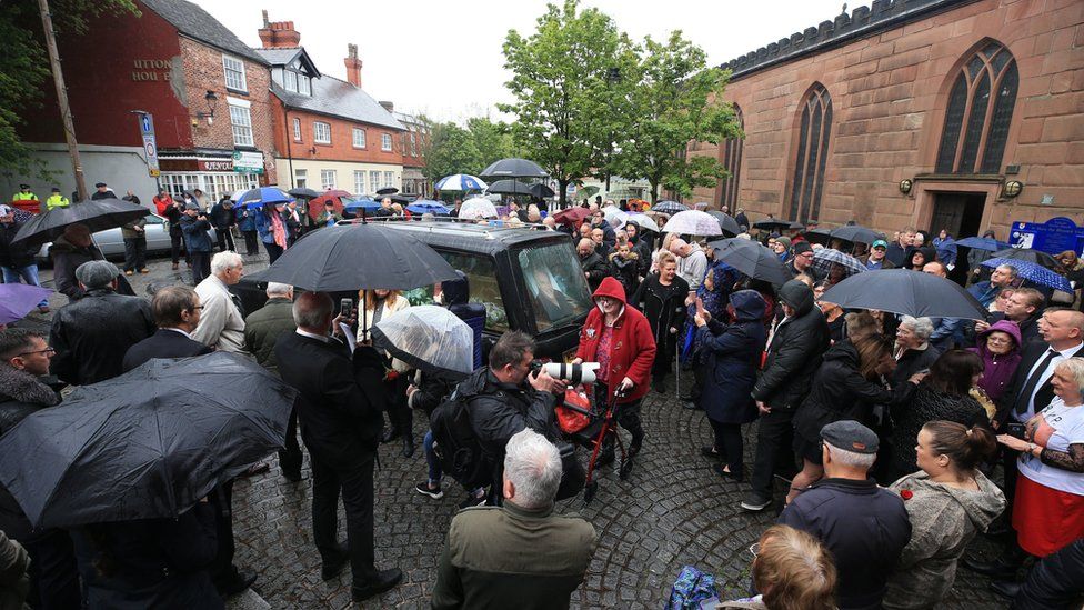 Mourners at Freddie Starr's funeral