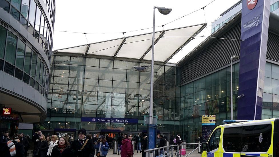 Manchester Piccadilly station