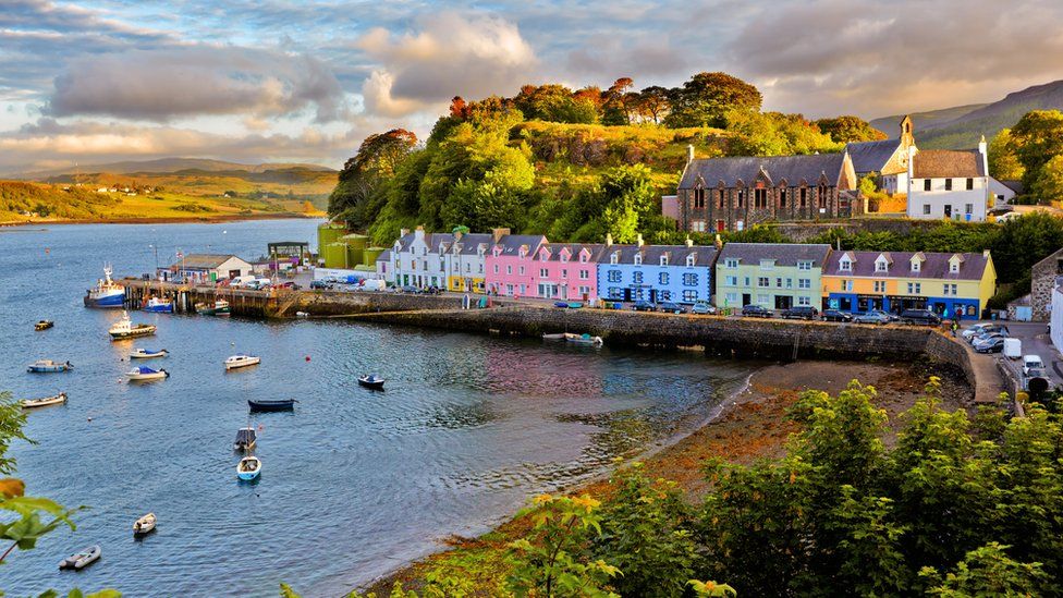 Call for Highland holiday lets to need planning permission - BBC News