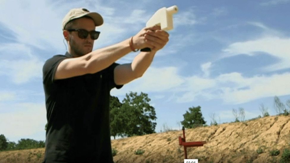 Cody Wilson firing a 3D gun