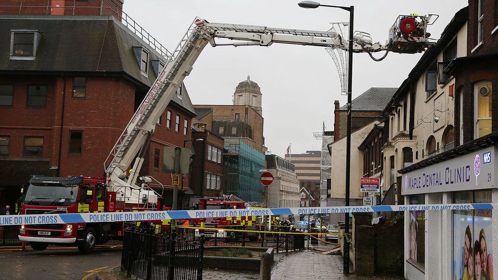 Luton Labour Club Fire Adjacent Buildings Evacuated c News