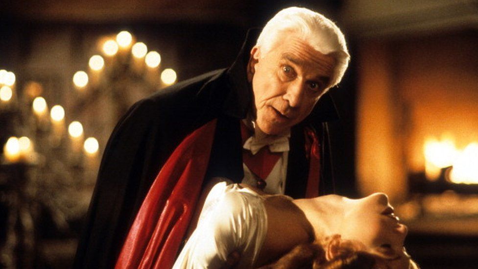 Leslie Nielsen in Dracula, Dead & Loving It