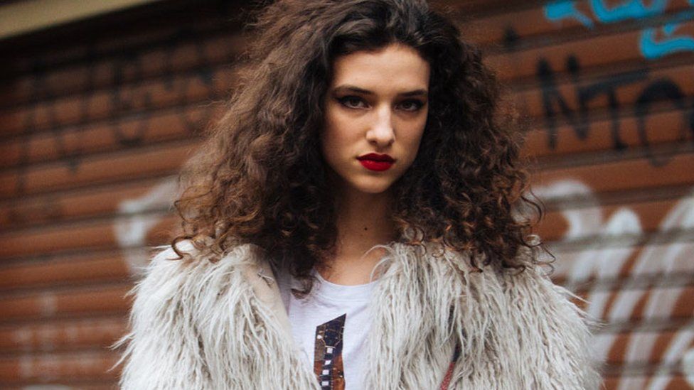 Chanel bans fur and animal skins