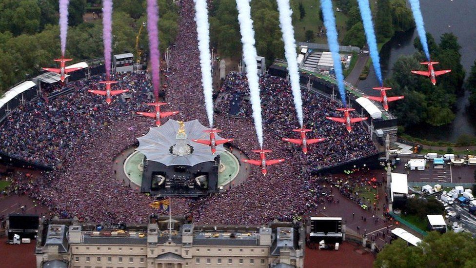 The Red Arrows flyover Buckingham Palace during the Queen's Diamond Jubilee in 2012