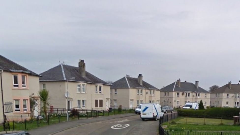 Man stabbed at his front door in Dumbarton BBC News