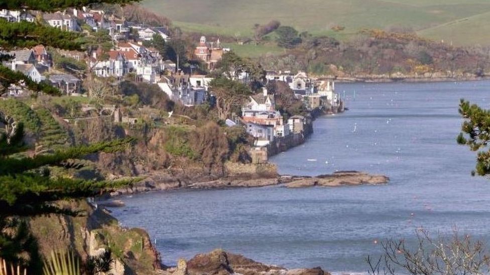 South Hams Second Home Owners Face Paying Double Council Tax - BBC News