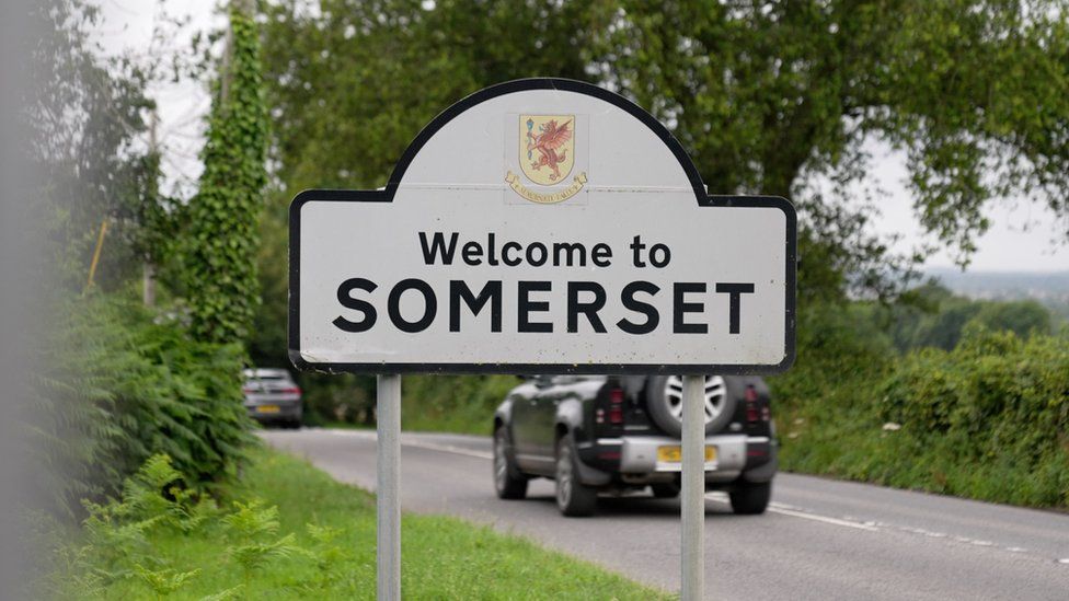 Sign saying welcome to Somerset
