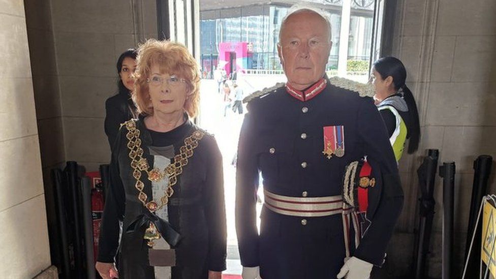 Lord mayor Maureen Cornish with Lord Lieutenant John Crabtree