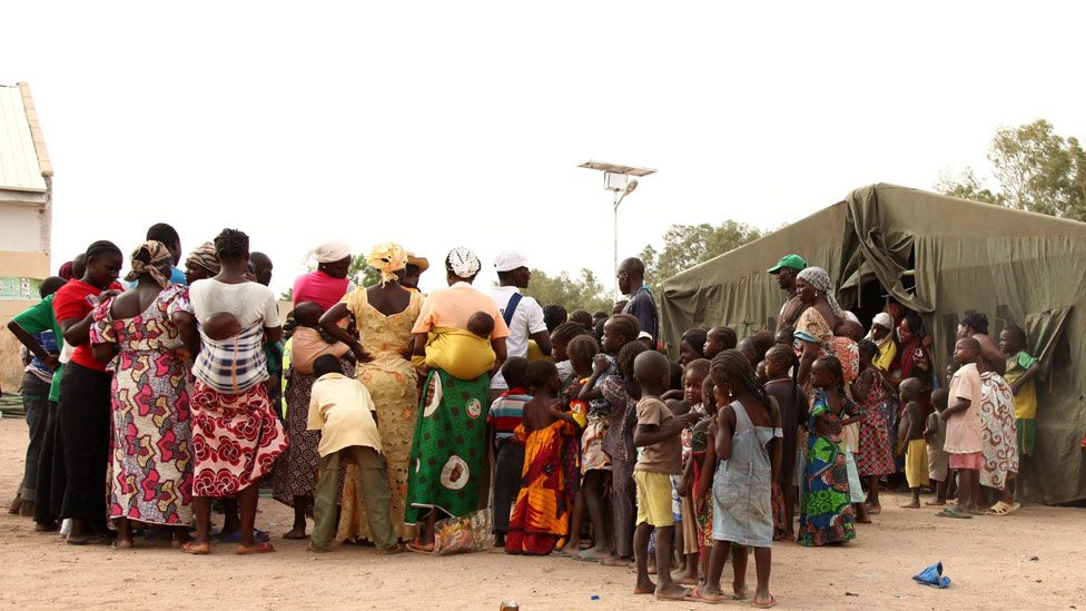 People in Yola IDP camp (file photo)