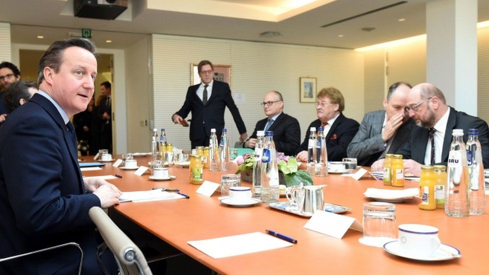 David Cameron and European Parliament President Martin Schulz at talks
