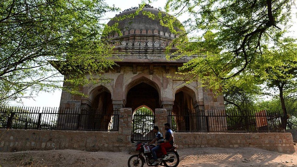 This photograph taken on February 25, 2016, shows a tomb at Mehrauli Archaeological Park in New Delhi.