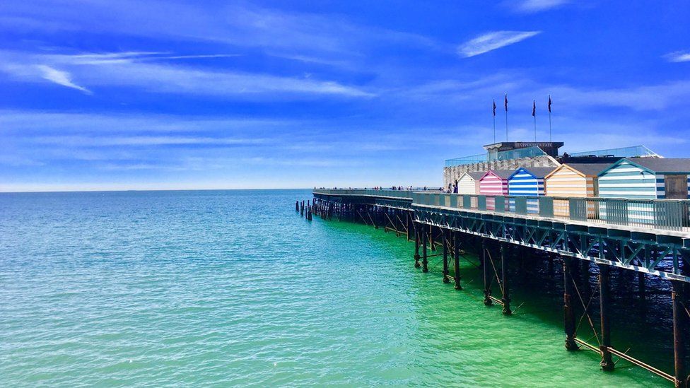 UK weather Hottest day of the year as temperature soars BBC News