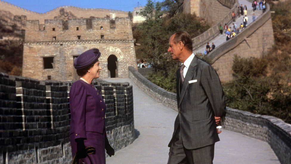 The Queen and Duke of Edinburgh on the Great Wall of China in 1986