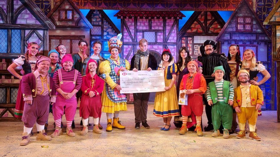 Sebbie Hall with the Lichfield Garrick Theatre pantomime cast