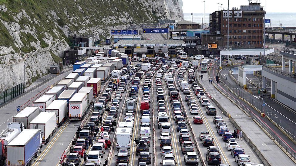 Queues at Dover on 22 July