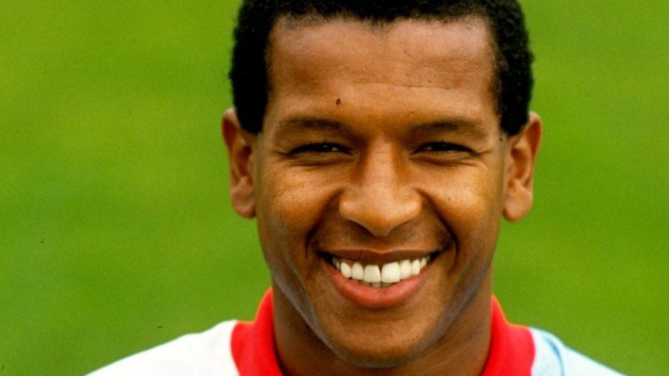 Howard Gayle