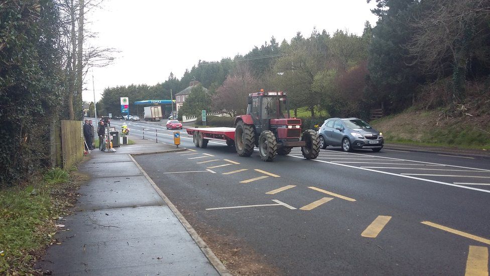 Tractor-reversing world record attempt