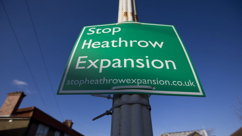 Sign saying: Stop Heathrow Expansion