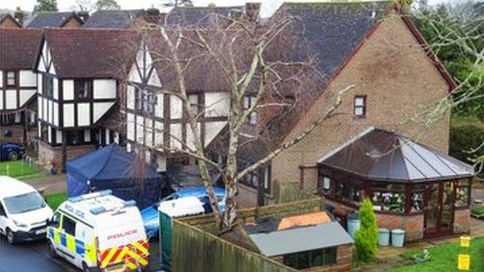 Murder scene in Court Meadow Close, Rotherfield