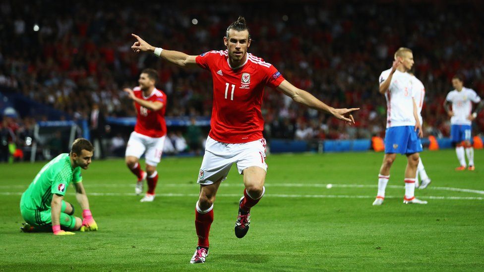 Gareth Bale celebrates after scoring for Wales against Russia at Euro 2016
