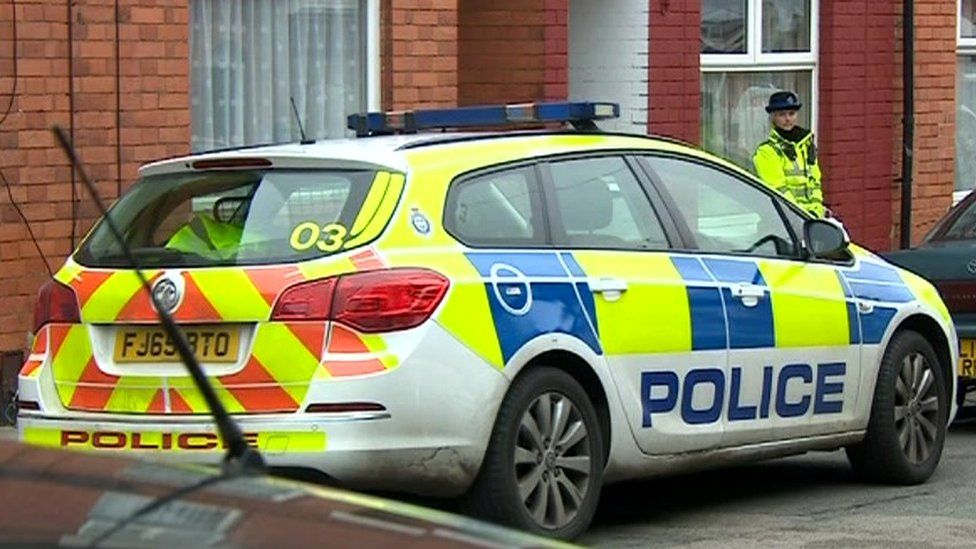 Police outside an alleyway in Cromer Street