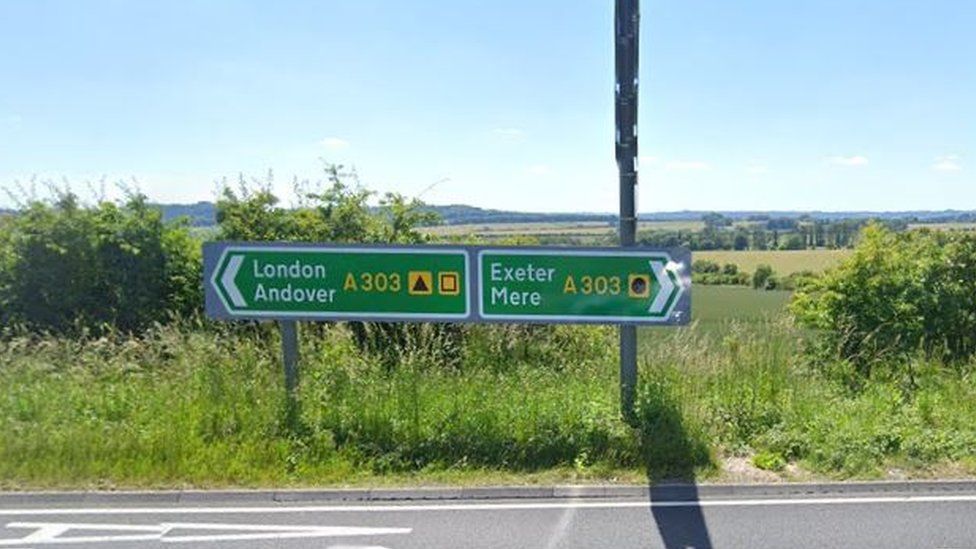 A sign for the A303