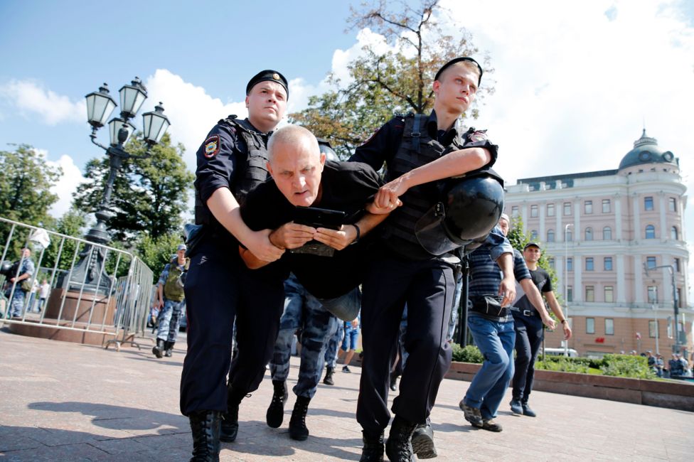 Задержания на акции оппозиции в Москве 27.07.19