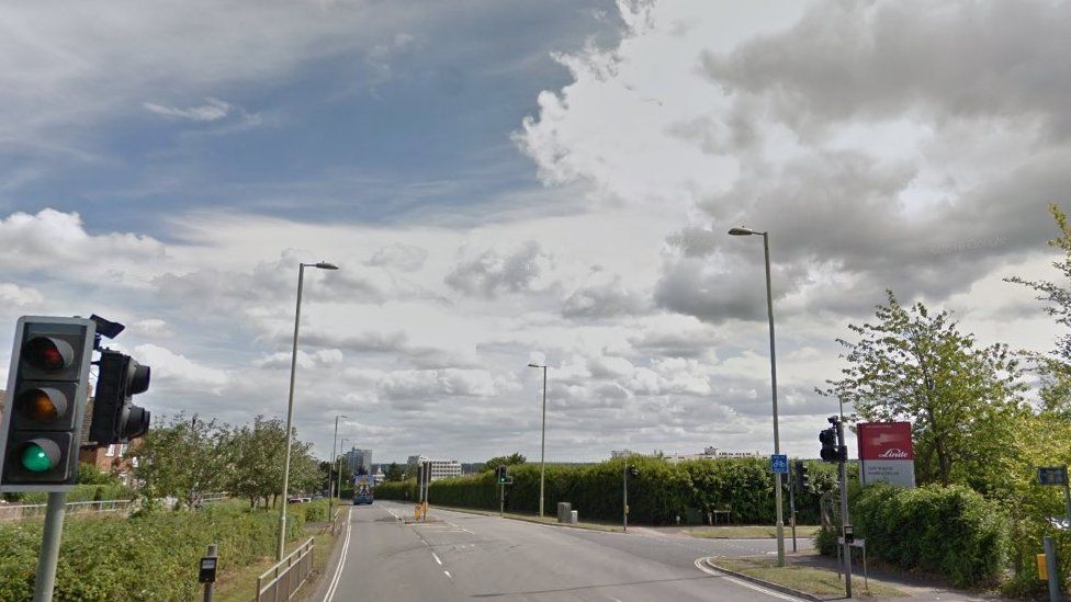 Motorcyclist killed in Basingstoke lorry crash BBC News