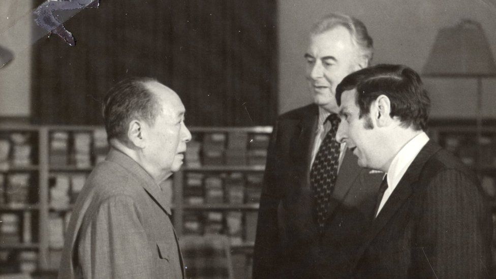 Gough Whitlam and Theodore Fitzgerald meet Chairman Mao Zedong