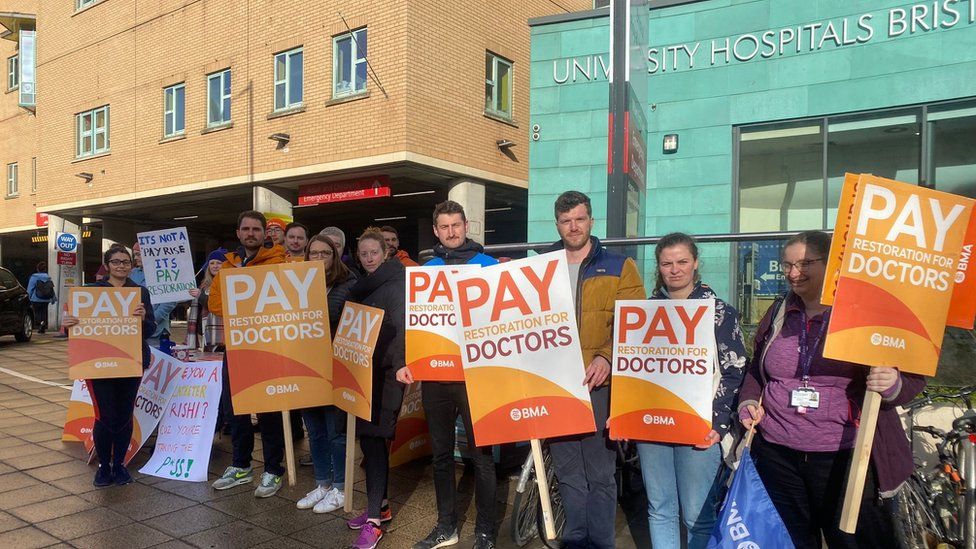 Junior doctors striking outside the Bristol Royal Infirmary (BRI)