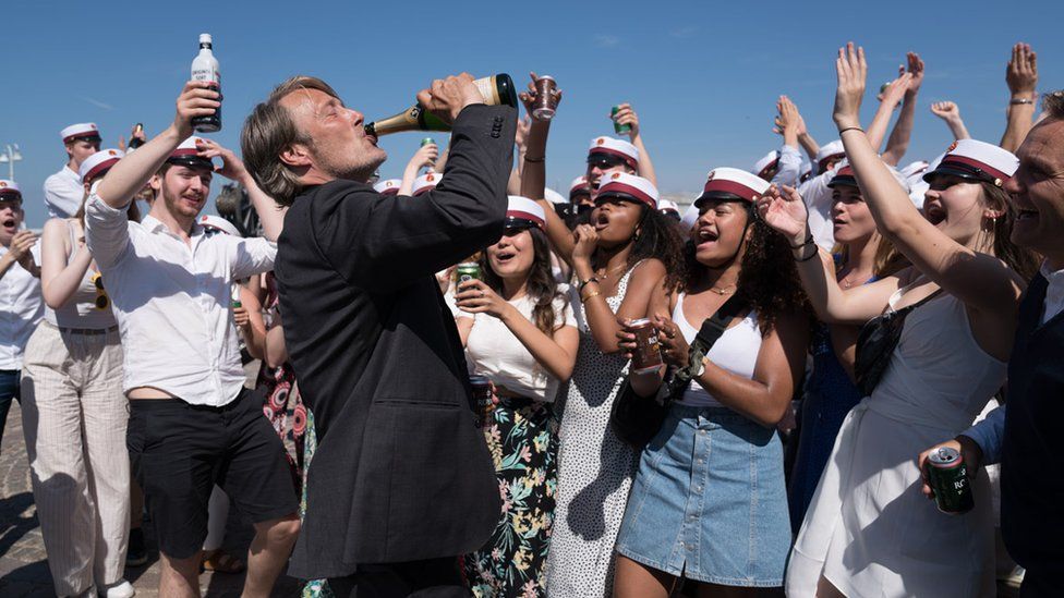 Another Round: How a film about a drinking experiment became a celebration  of life - BBC News