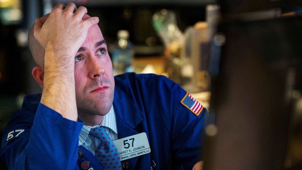 Stocks tumbled as recession fears intensify