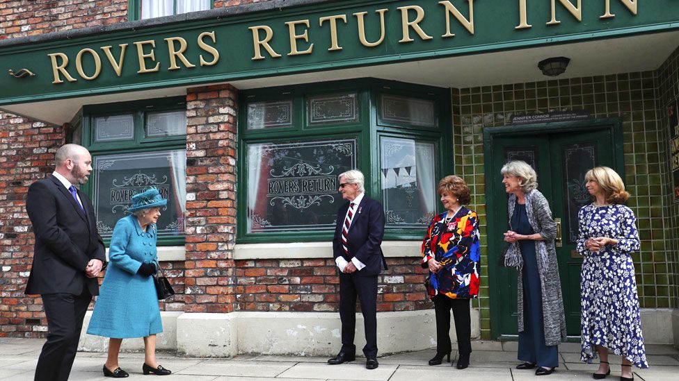 Queen visit to Rovers Return