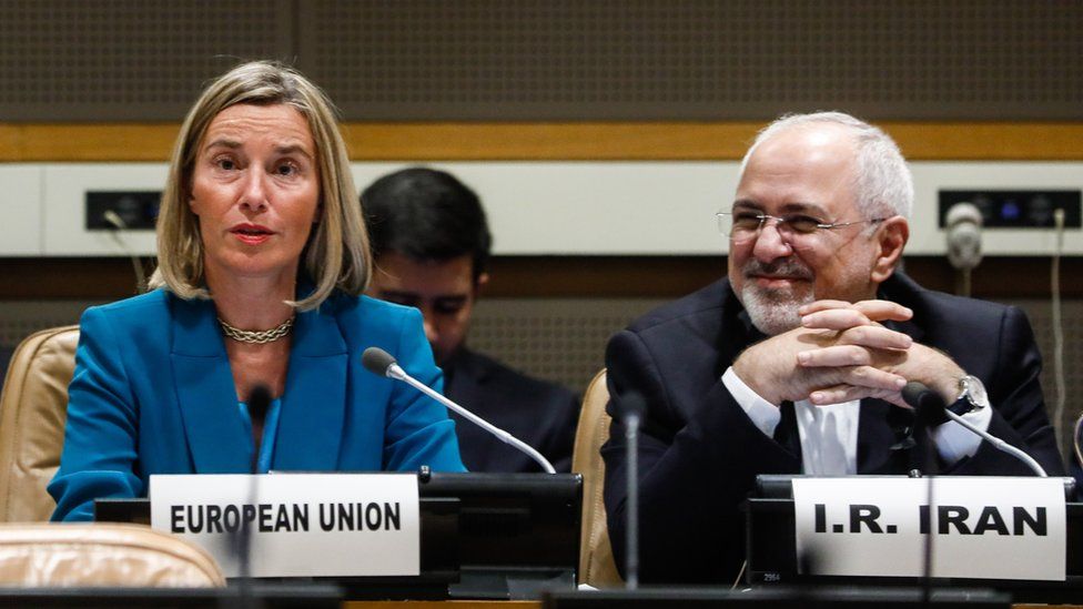 Federica Mogherini (L), European Union's High Representative for Foreign Affairs and Security Policy, and Iran's Foreign Minister Mohammad Javad Zarif