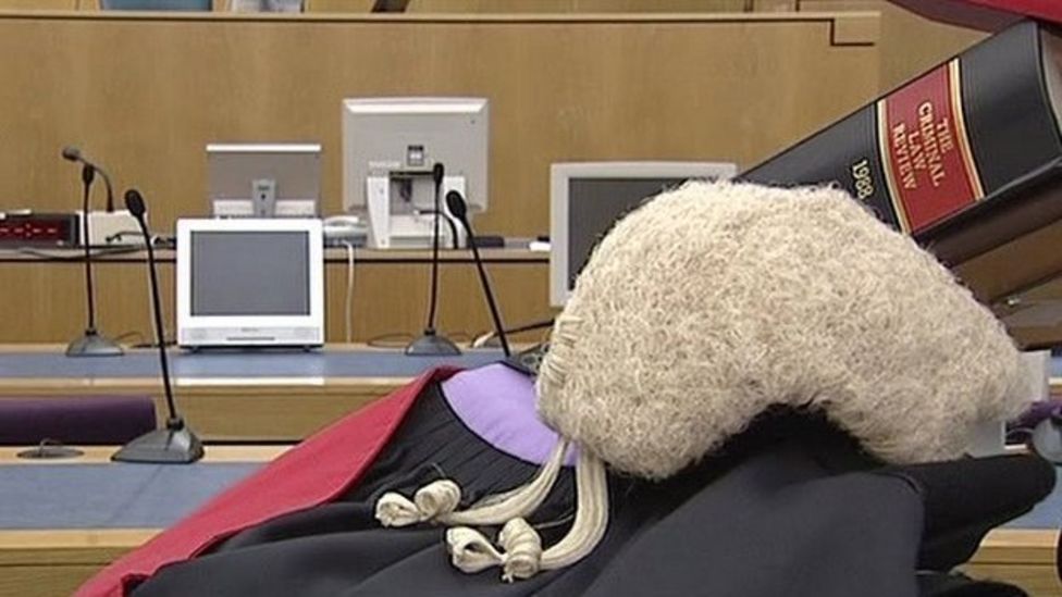 Talks continue over Northern Ireland legal aid dispute BBC News