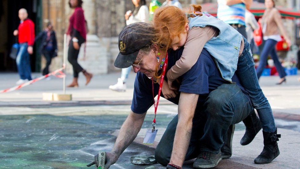 Julian Beever and his daughter