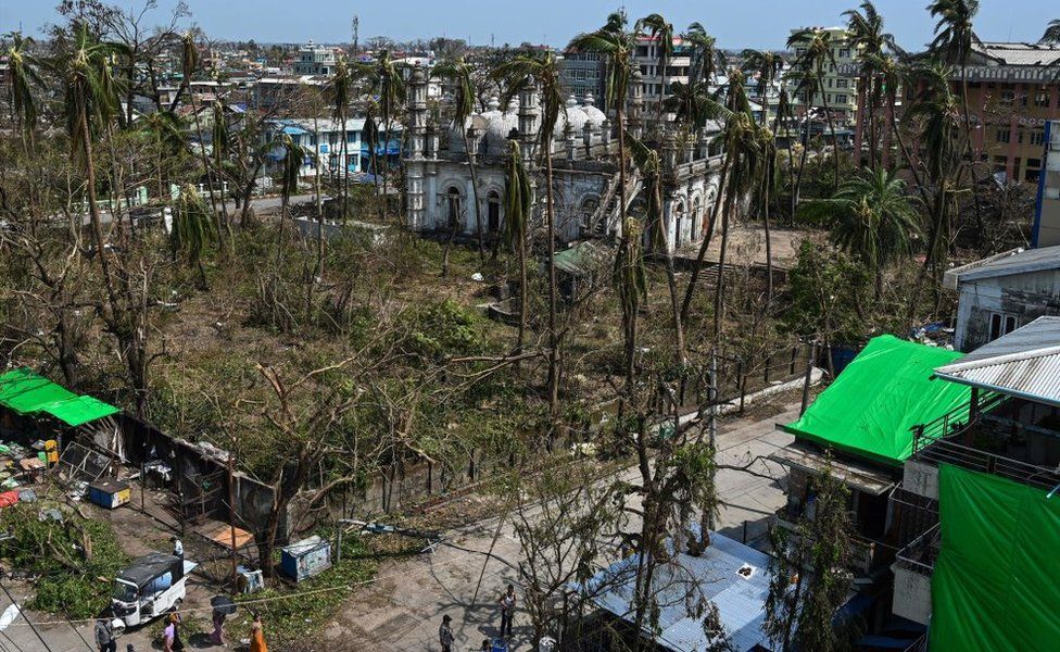 Die Schäden, die der Zyklon Mocha am 17. Mai 2023 in Sittwe im Bundesstaat Rakhine in Myanmar anrichtete.