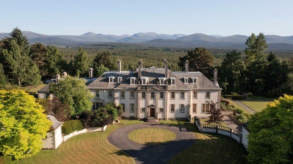 Bob Dylan puts Highland mansion retreat up for sale BBC News