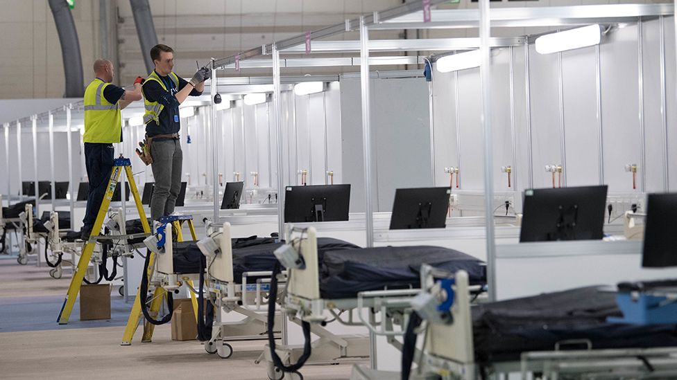 Fitting bed bays inside NHS Nightingale