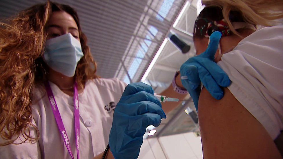 Вакцинация в Мадридской больнице