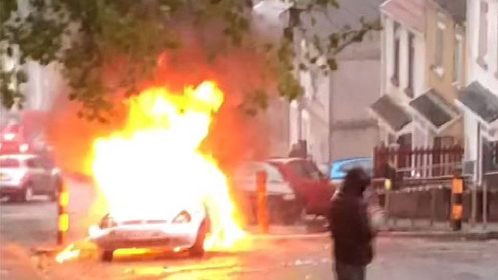 Cars on fire in Mayhil