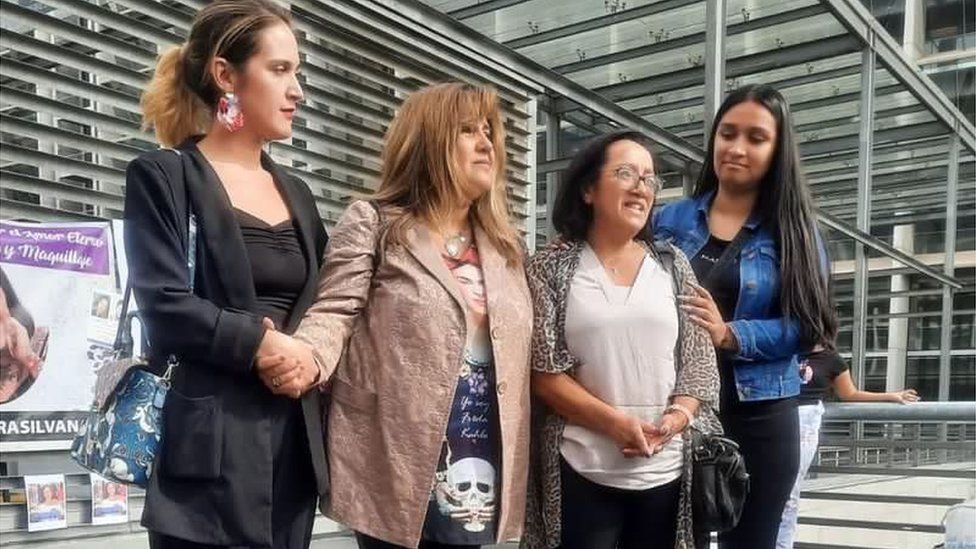 The women who supported the Garrido case: lawyer Francisca Millán, prosecutor Paula Rojas, Silvana Garrido's mother and her sister Brenda