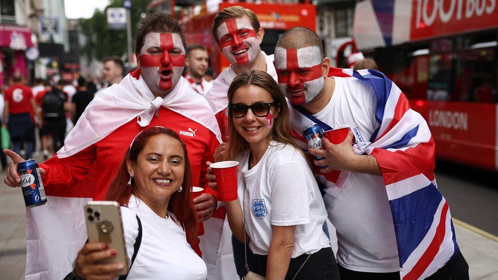 Euro 2020: eyes Wembley as fans watch England in final -