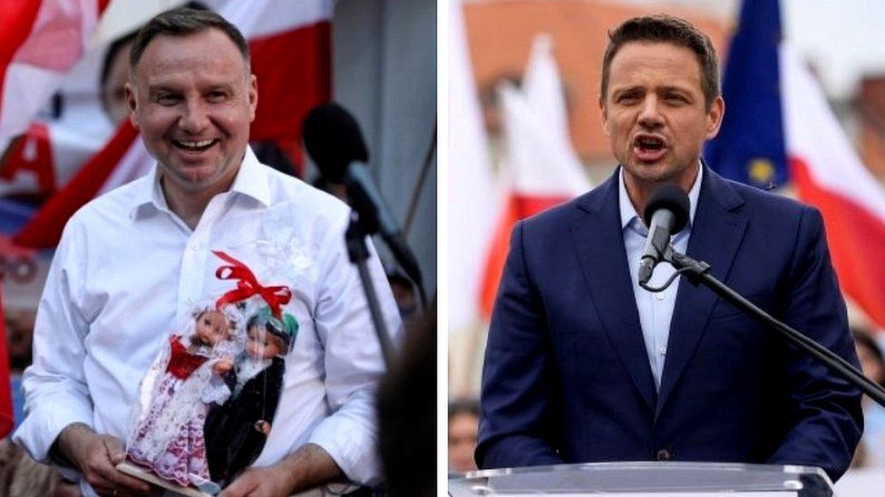 Andrzej Duda (L) faces a strong challenge from Warsaw Mayor Rafal Trzaskowski